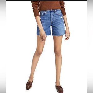 Levi’s 501 mid length shorts